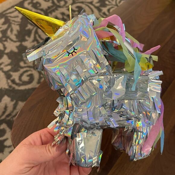 Paper Source Mini-Piñata Iridescent Unicorn Cute Desk or Party Decoration - Picture 2 of 3
